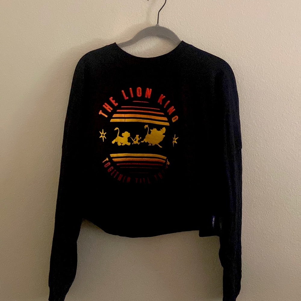 Small Disney Hakuna Matata black oversized crop top